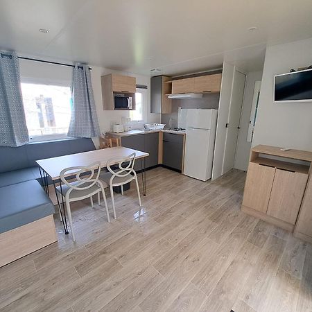 Camping Sainte Mere Eglise 外观 照片
