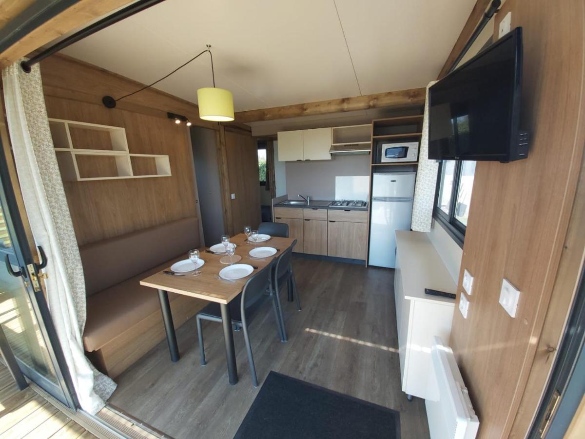 Camping Sainte Mere Eglise 外观 照片