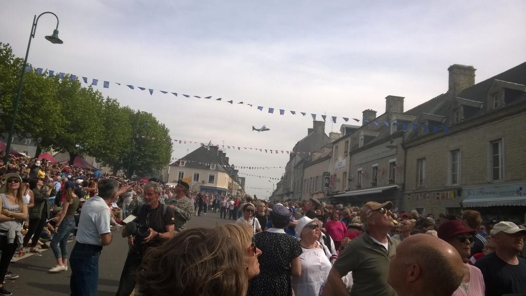 Camping Sainte Mere Eglise 外观 照片