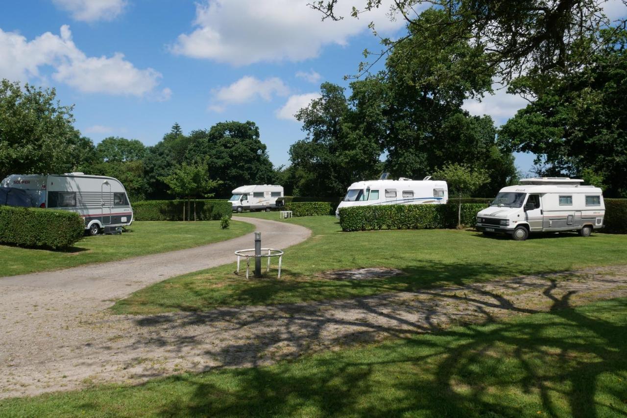 Camping Sainte Mere Eglise 外观 照片